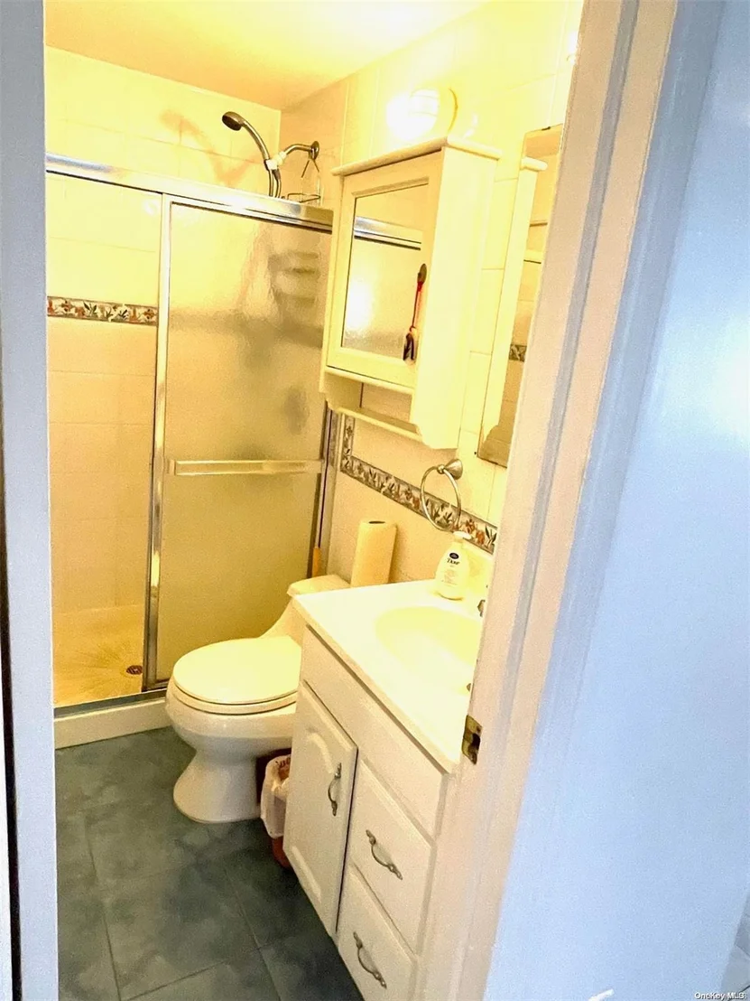 Photo of 46 W Lane Drive