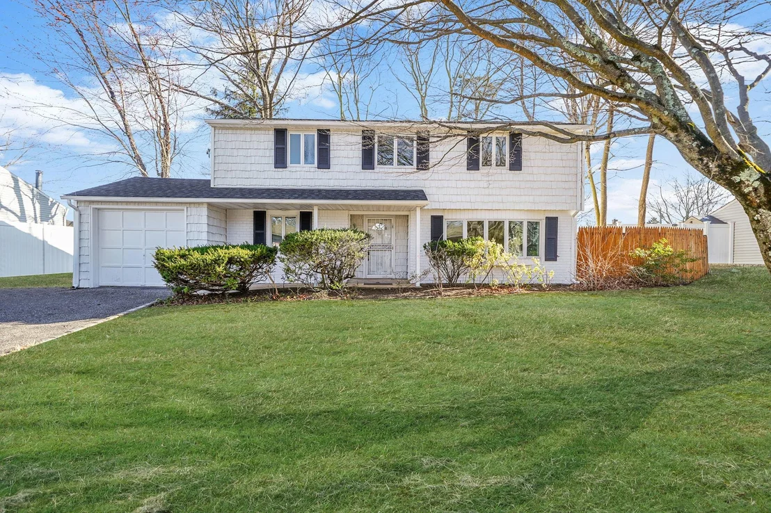 Photo of 46 Grand Haven Drive