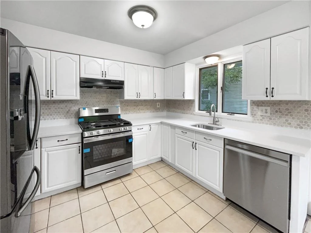 Photo of 35 Brookline Avenue