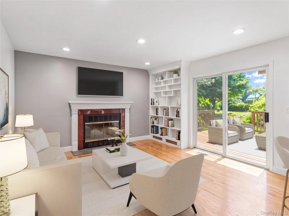Photo of 105 Huntley Drive
