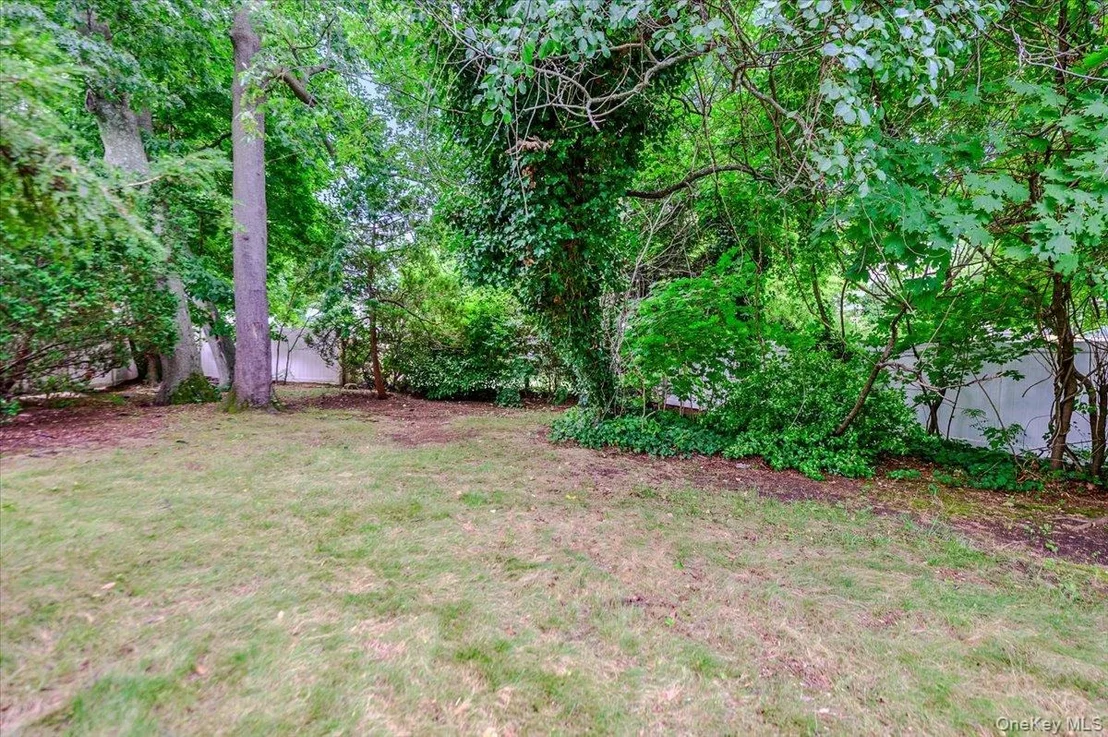 Photo of 2514 Lindenmere Drive