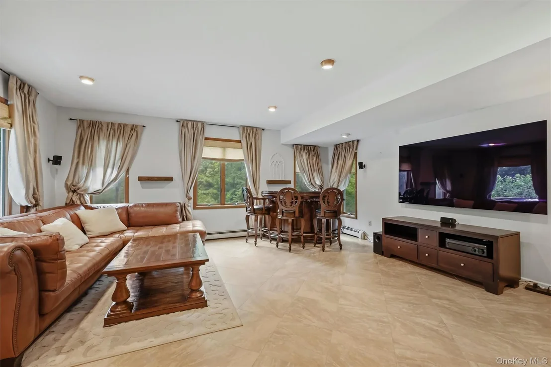 Photo of 237 Jacobs Road