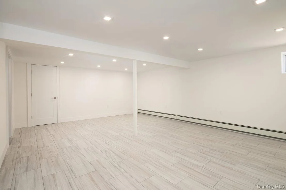 Photo of 100 Byron Road
