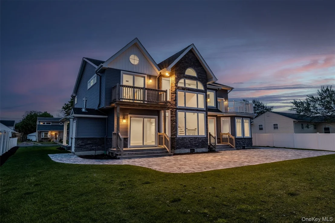 Photo of 72 Grandview Drive