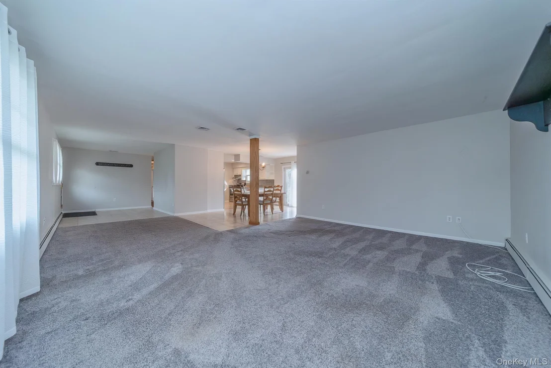 Photo of 37 Spaulding Lane
