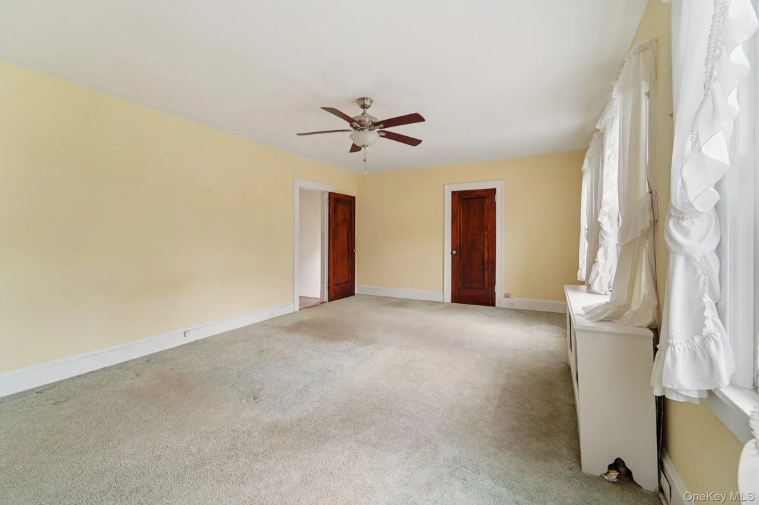 Photo of 115 Morsemere Avenue