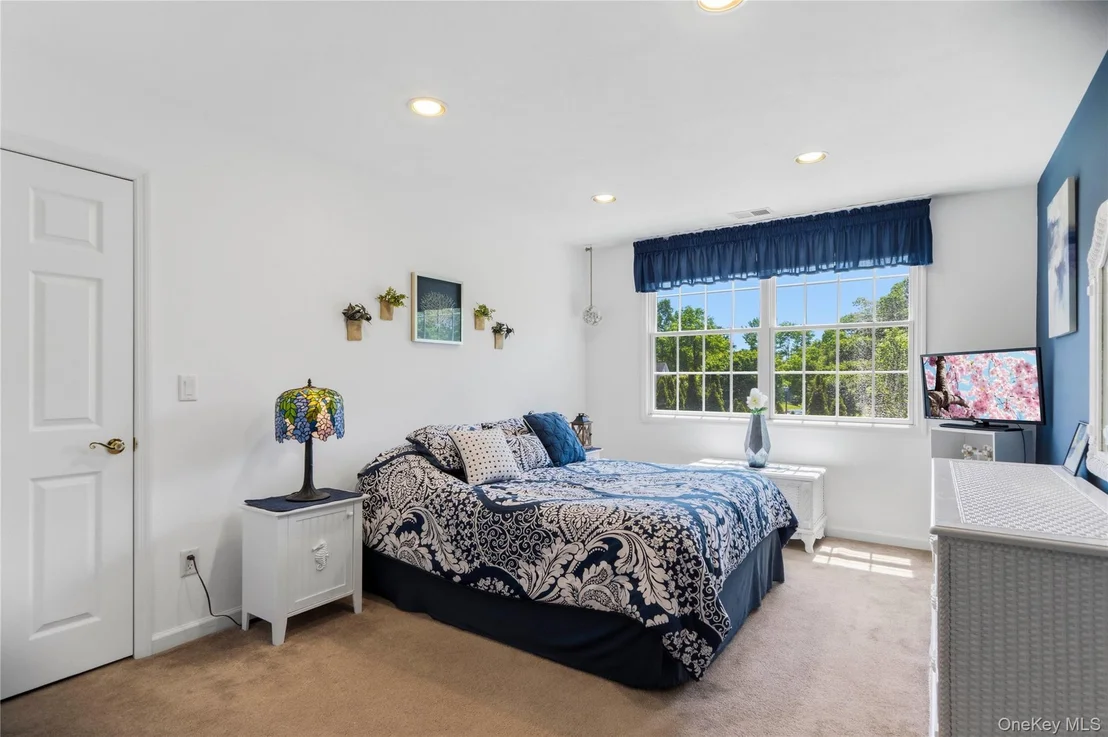 Photo of 51 Eagle Circle