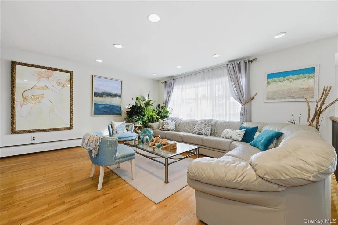 Photo of 31 Regent Drive
