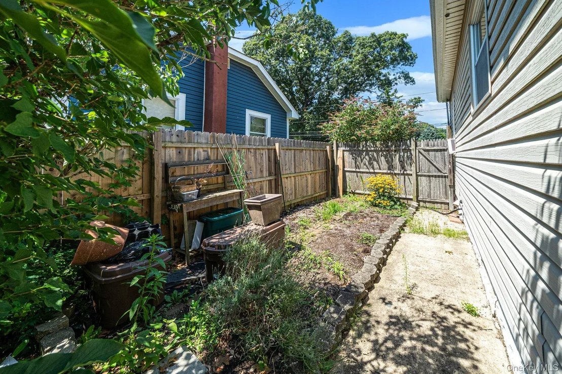 Photo of 123 Clinton Avenue
