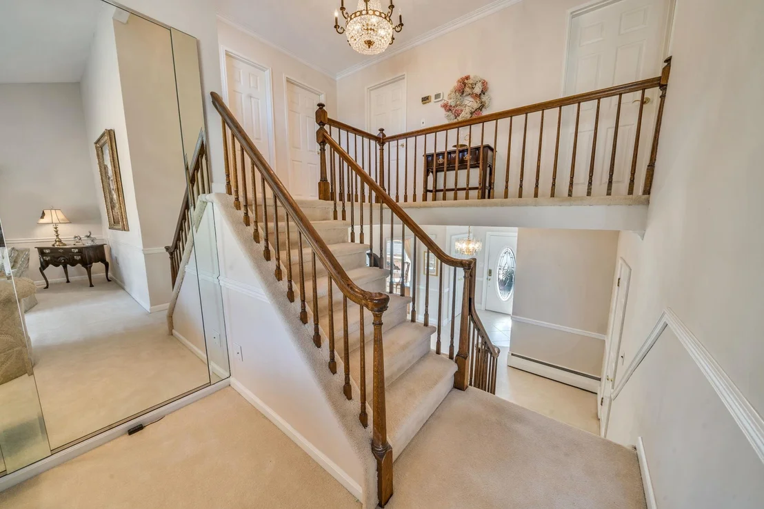 Photo of 33 Lindron Avenue
