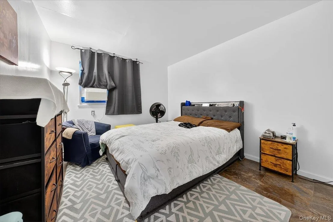 Photo of 917 Fox Street