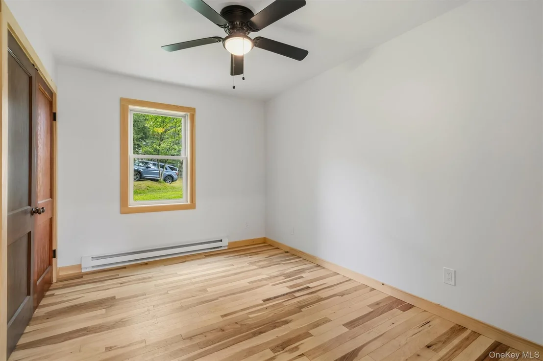 Photo of 71 Oak Street