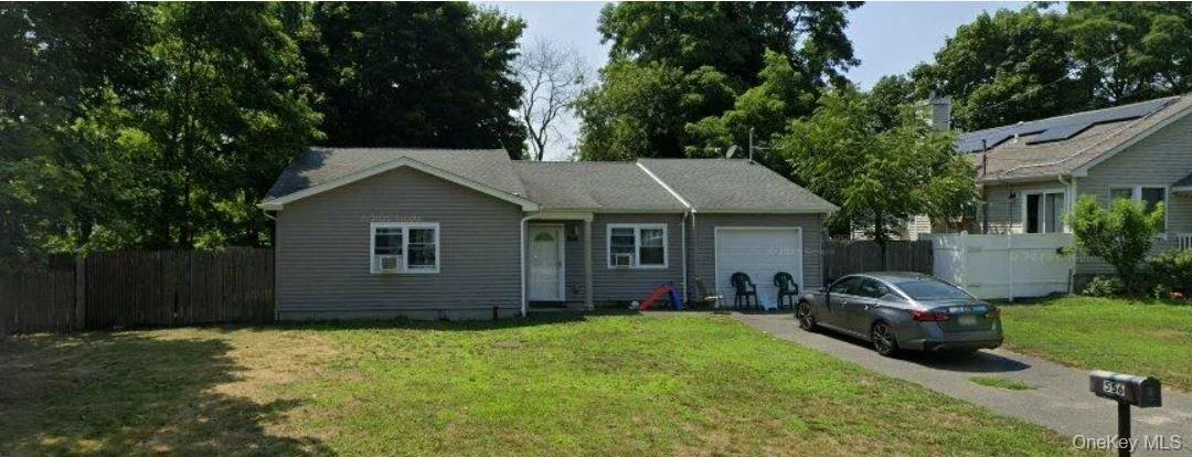 Photo of 556 Taylor Avenue