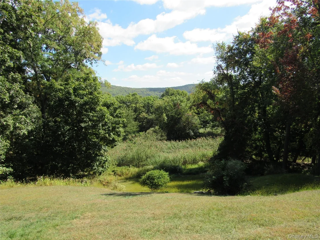 Photo of 107 Pine Hill Road