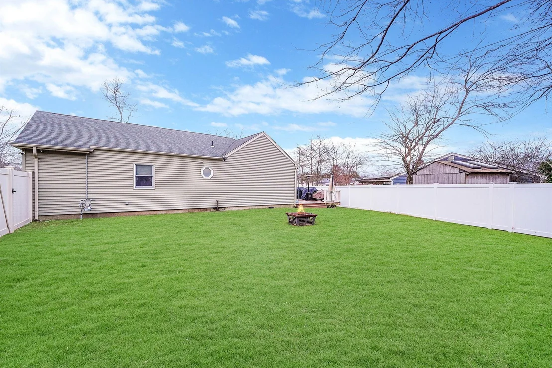 Photo of 48 Henry Avenue