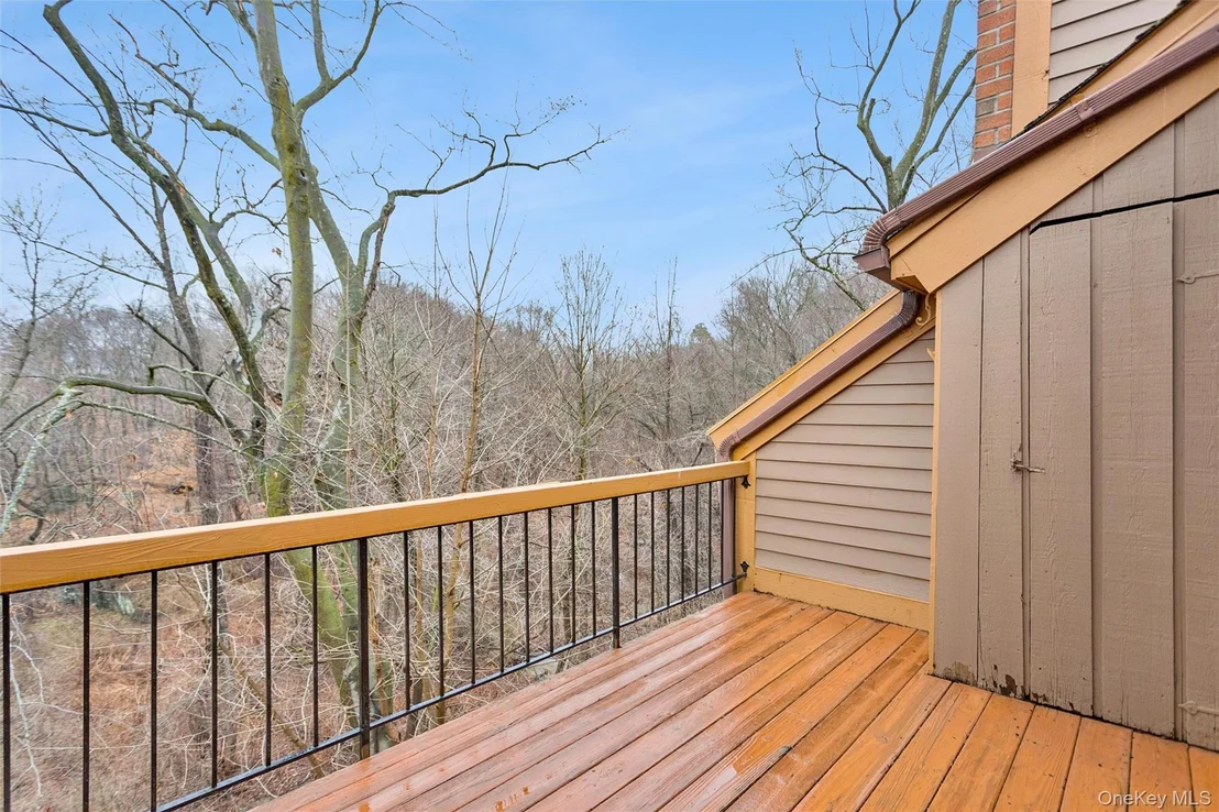 Photo of 806 Eagle Bay Drive
