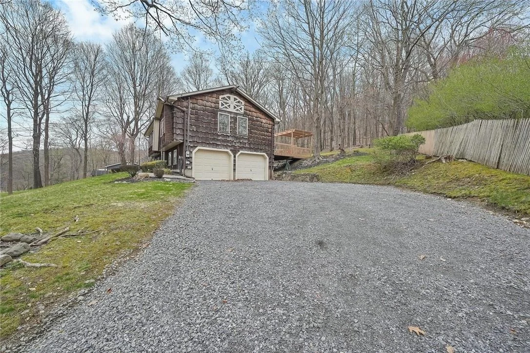 Photo of 1224 Old Albany Post Road