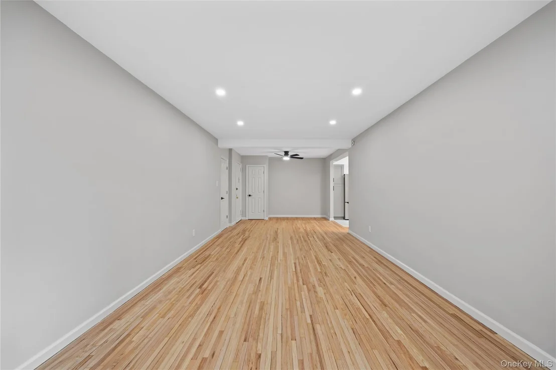 Photo of Unit 2A at 6535 Broadway