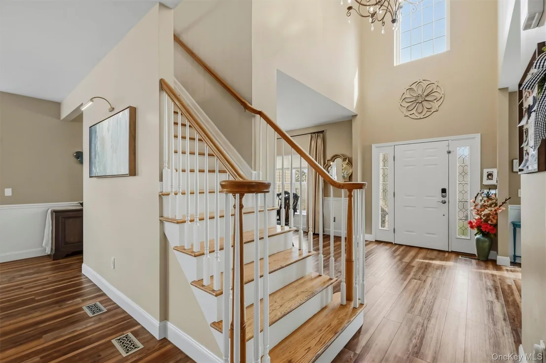 Photo of 2726 Colonial Drive