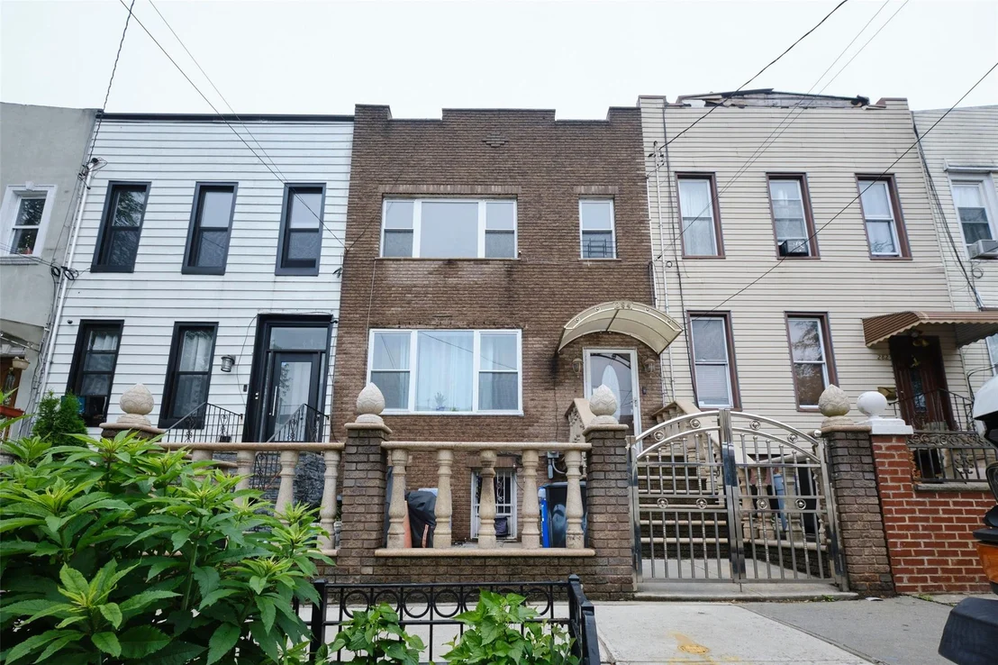 Photo of 284 Hemlock Street
