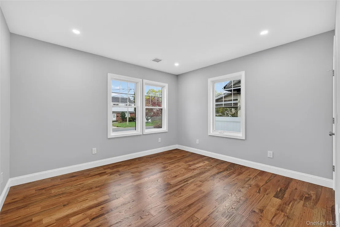 Photo of 43 Robert Street