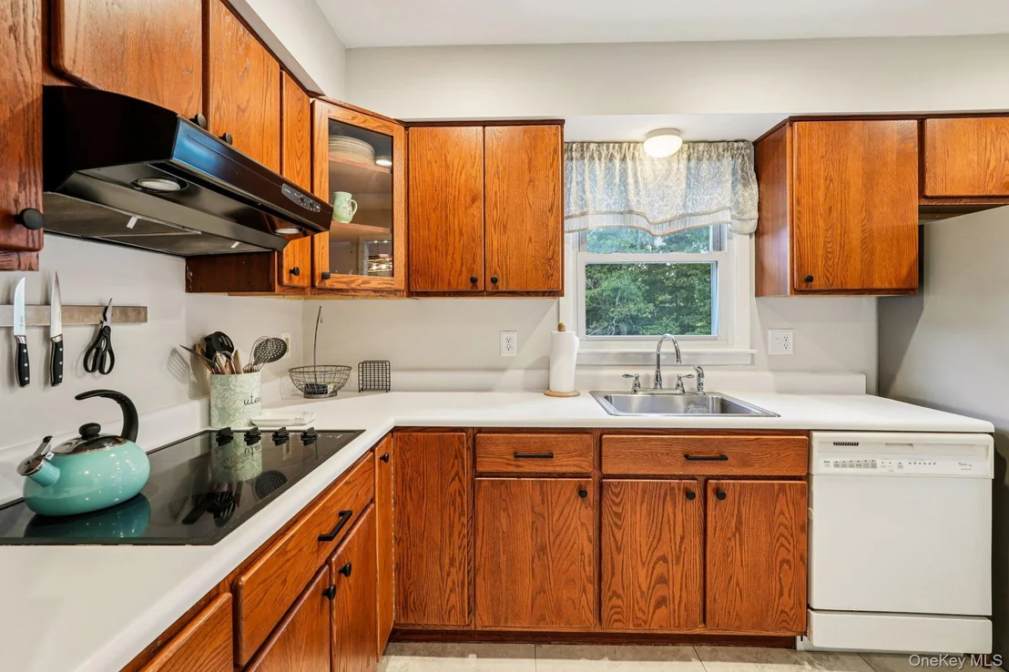 Photo of 35 Schrempp Lane