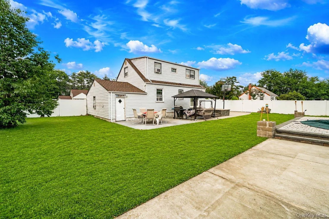 Photo of 341 12th Street