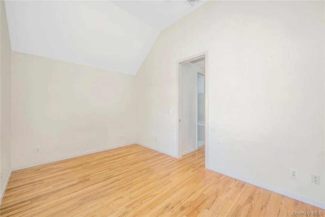 Photo of Unit D at 178D Edgewater Park