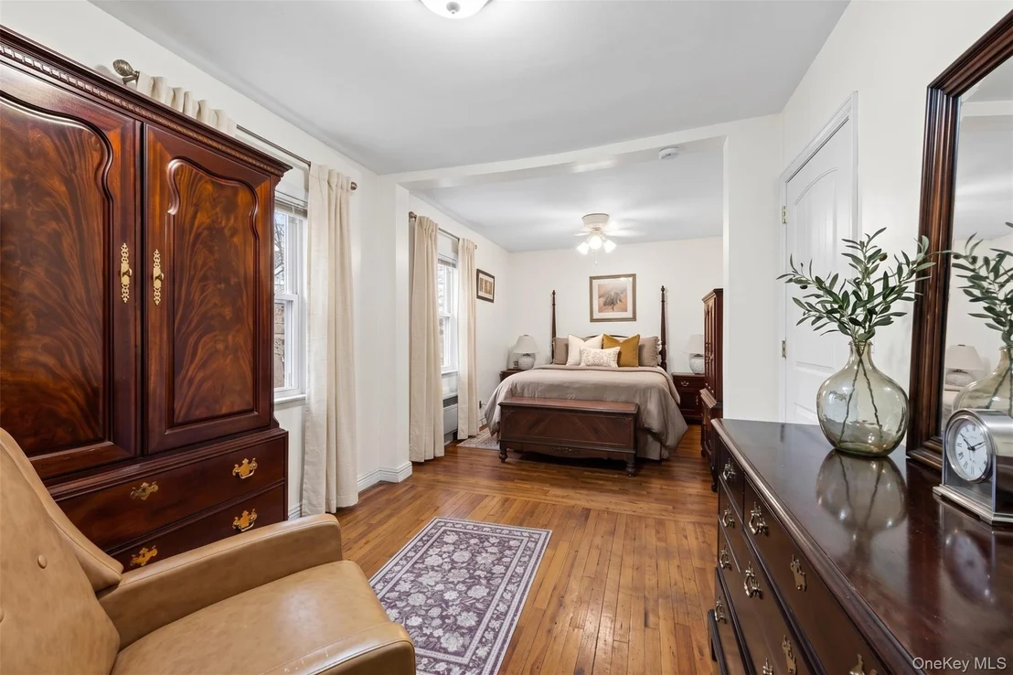 Photo of 25 Everett Street