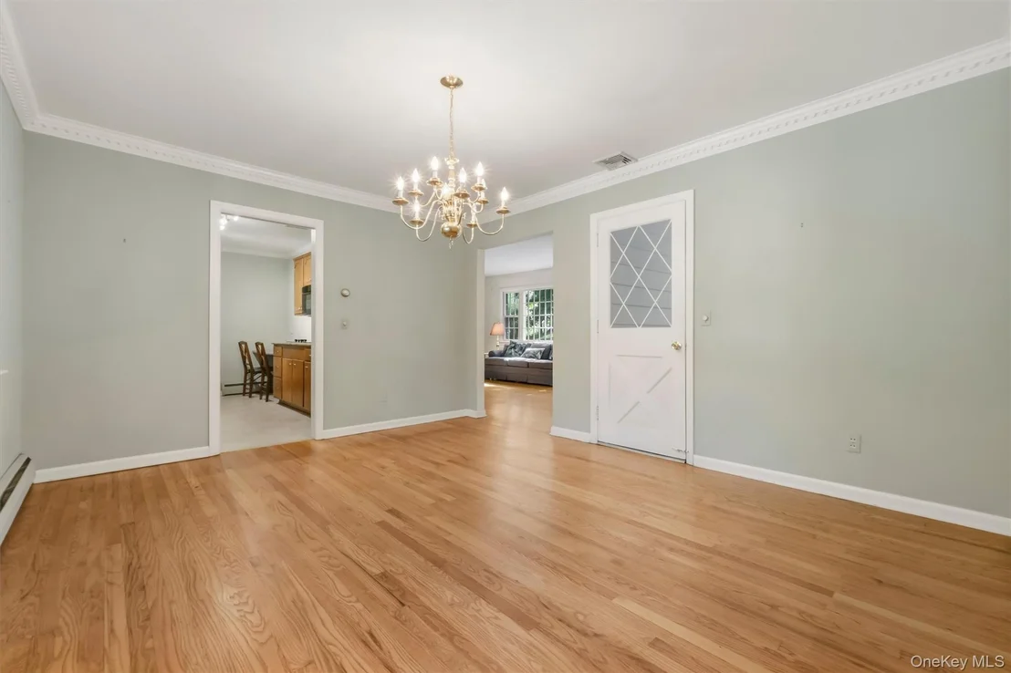 Photo of 10 Oak Bend Road