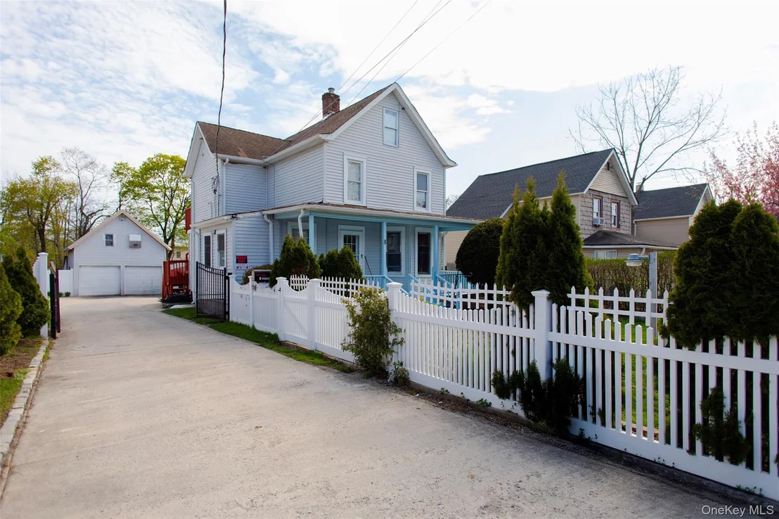 Photo of 8 Brightside Avenue