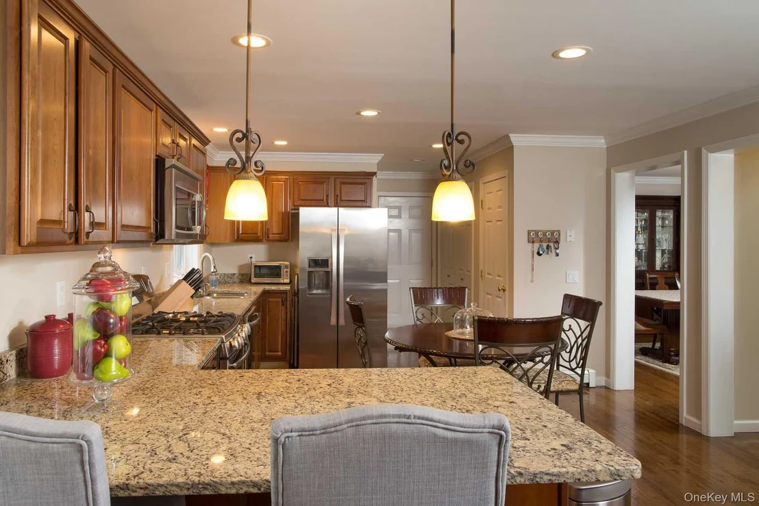 Photo of 6 Jamil Court