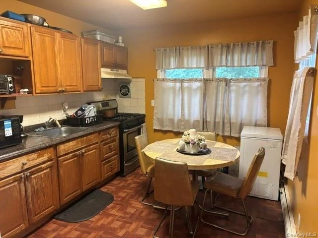 Photo of 51 Hinda Boulevard