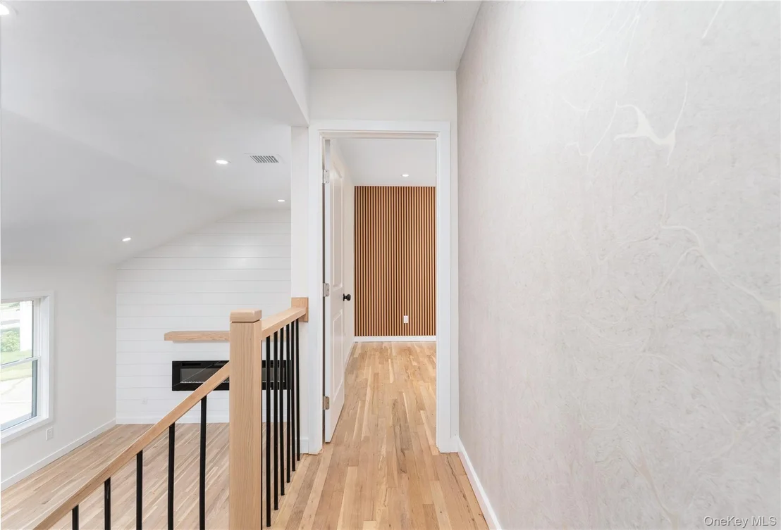 Photo of 933 Thompson Drive