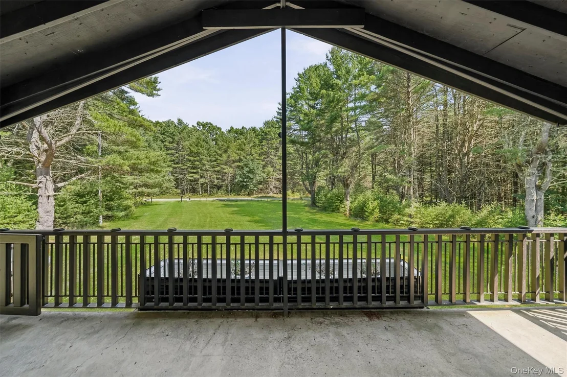 Photo of 165 Dexheimer Road
