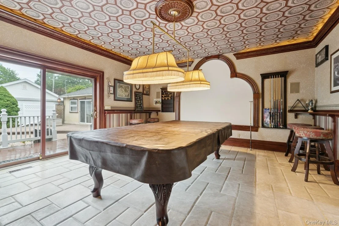 Photo of 80 Soundview Drive