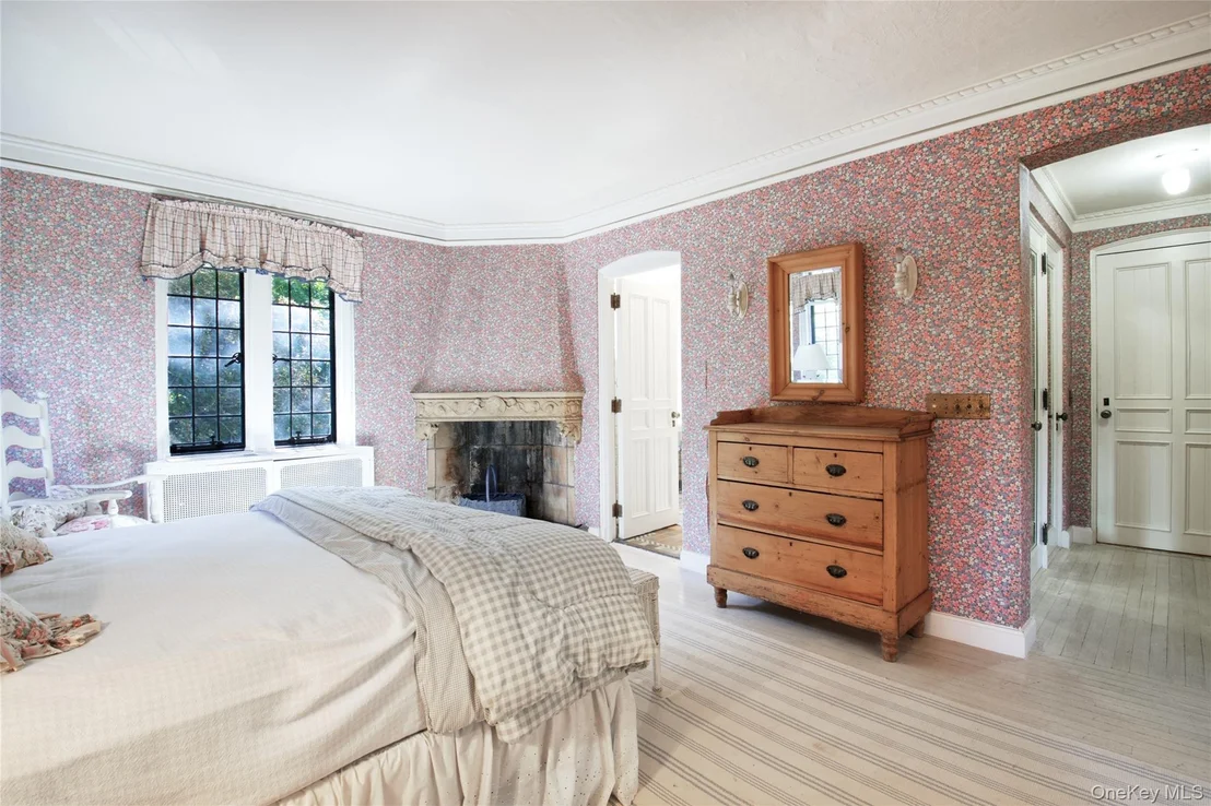 Photo of 107 Bayview Road