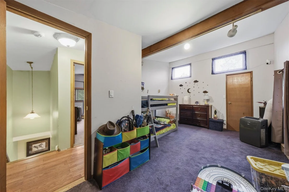 Photo of 256 Haviland Drive