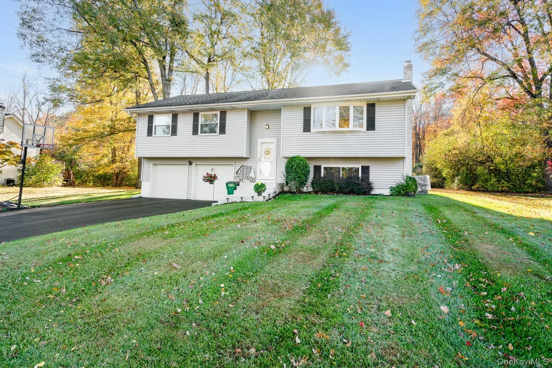 Photo of 8 Nicole Drive