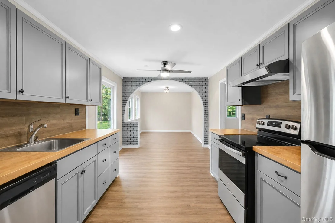 Photo of 151 Sequoia Drive