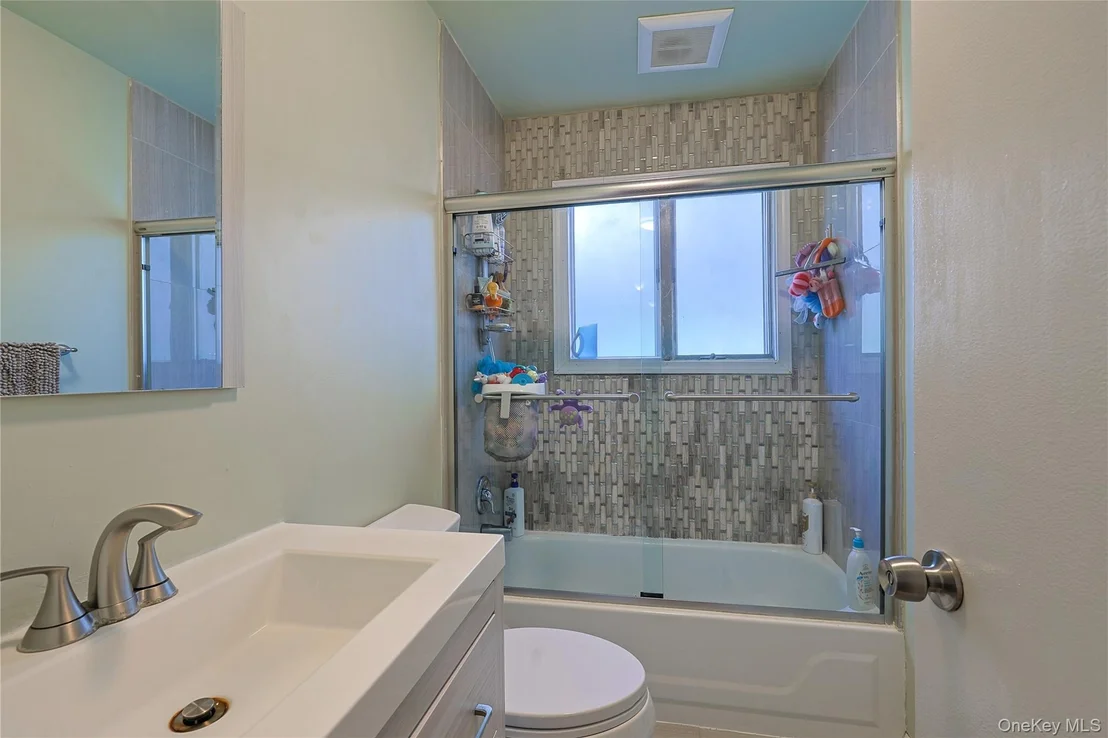 Photo of 281 Orchard Drive