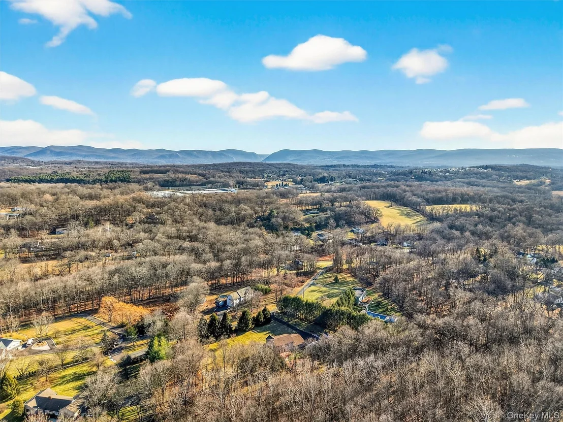 Photo of 29 Deer Brook Drive