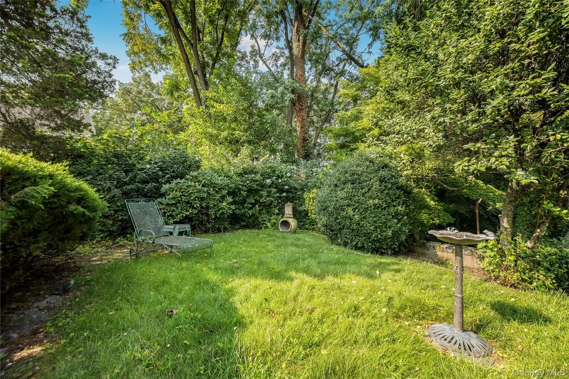 Photo of 33 Dexter Road