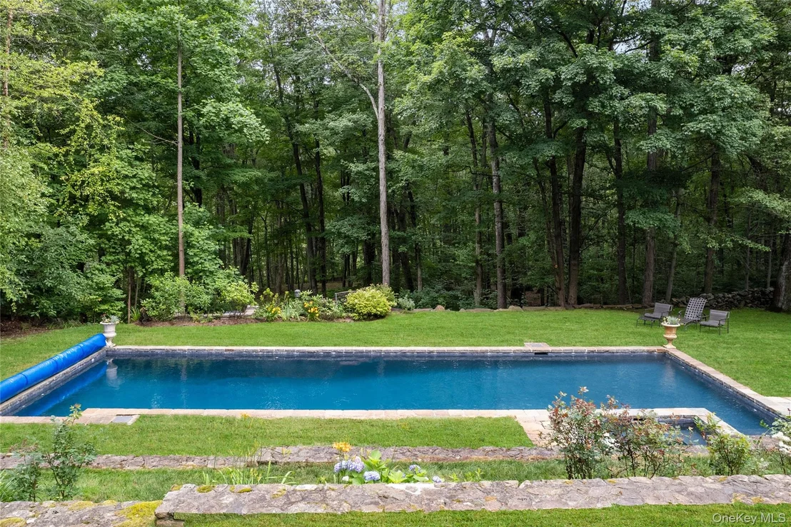 Photo of 4 Hidden Valley Way