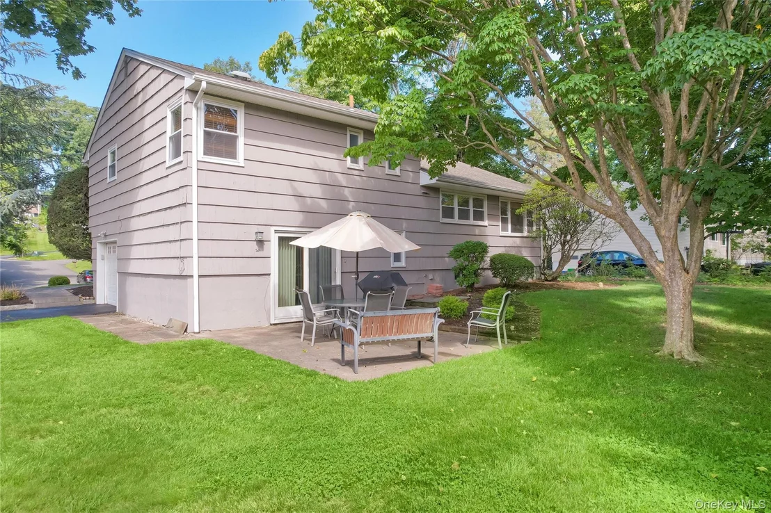 Photo of 48 Eberling Drive