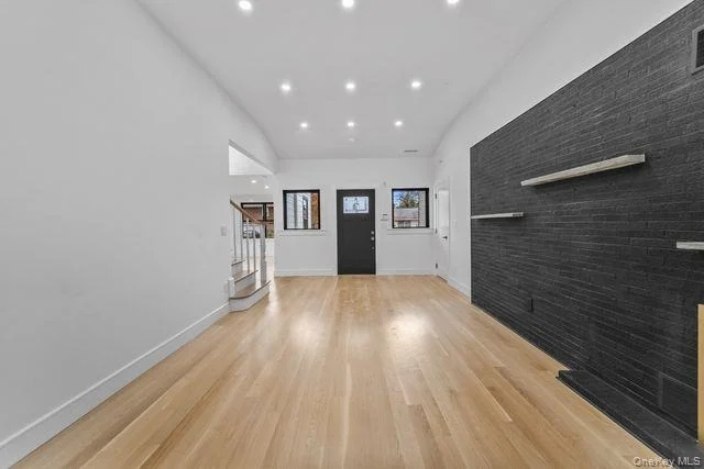 Photo of 171 Windermere Drive