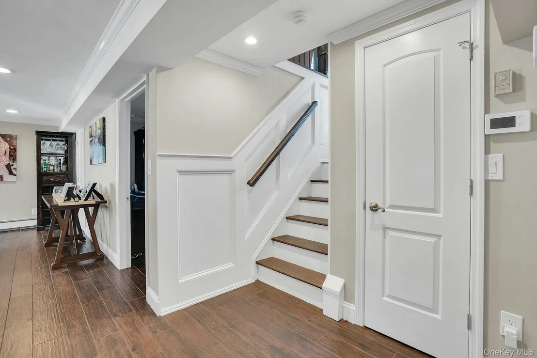 Photo of 108 Hayrick Lane