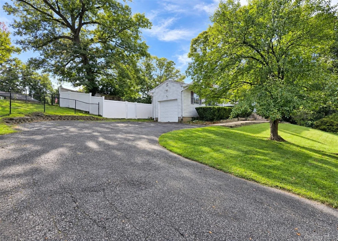 Photo of 2 Renwick Road