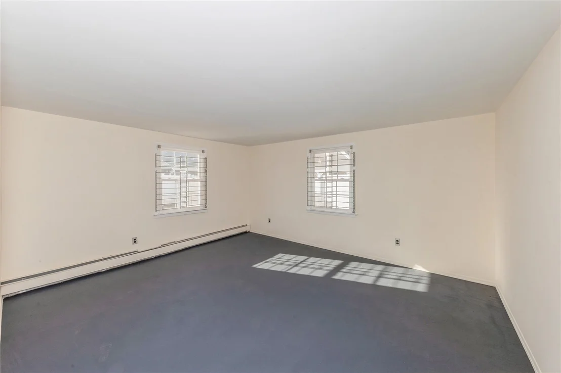 Photo of 60 Nottingham Avenue