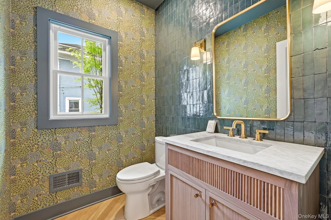 Photo of 227 Central Avenue